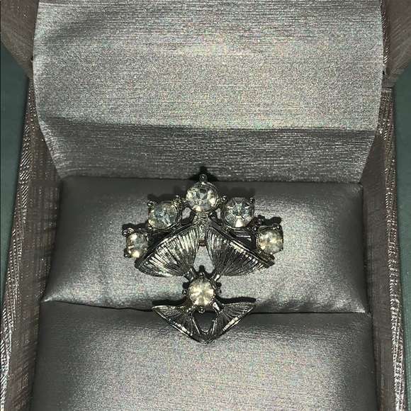 Pin - Picture 2 of 3